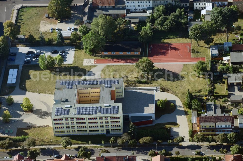 Burg from the bird's eye view: School building of the Sekundarschule Carl von Clausewitz in Burg in the state Saxony-Anhalt