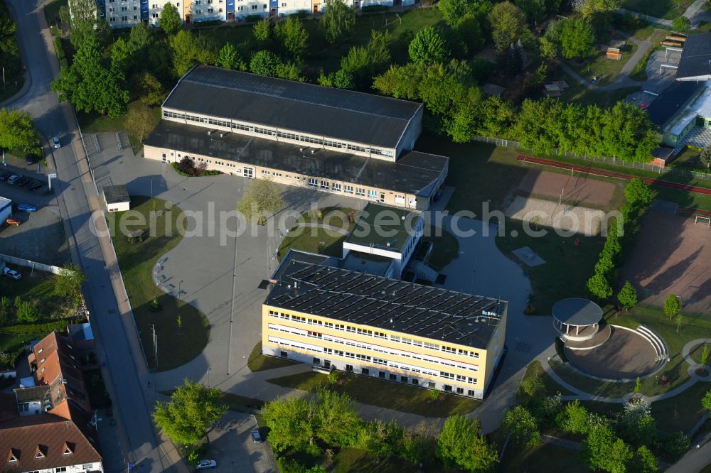 Aerial photograph Osterburg (Altmark) - School building of the Sekundarschule Karl Marx in Osterburg (Altmark) in the state Saxony-Anhalt, Germany