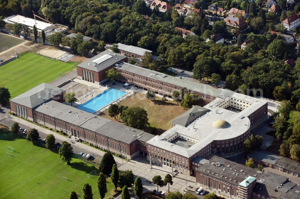 Berlin from above - School building of the Sportschule in Olympiapark - Poelchau-Schule on Prinz-Friedrich-Karl-Weg in Berlin