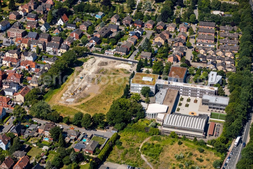 Ahlen from above - School building of the Therese-Muensterteicher-Gesamtschule on street Sedanstrasse in Ahlen in the state North Rhine-Westphalia, Germany