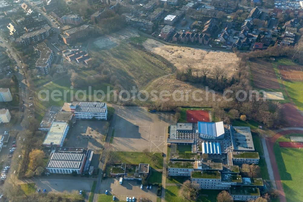 Aerial photograph Dorsten - School building of the St. Ursula Realschule on Nonnenkonp in Dorsten in the state North Rhine-Westphalia, Germany