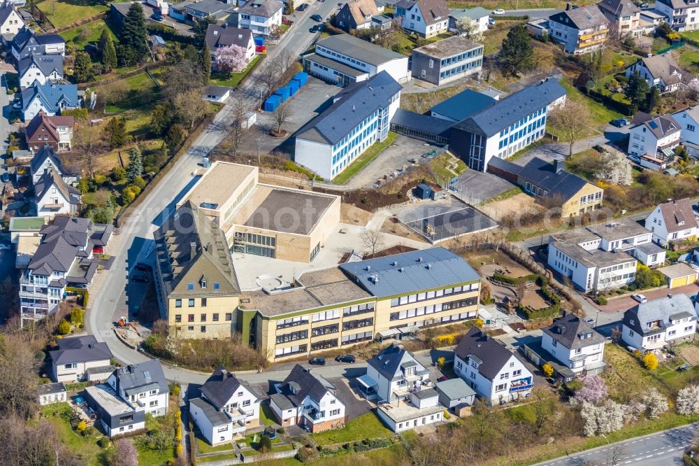 Meschede from the bird's eye view: School building of the St. Walburga-Realschule An Klocken Kapelle in Meschede in the state North Rhine-Westphalia, Germany