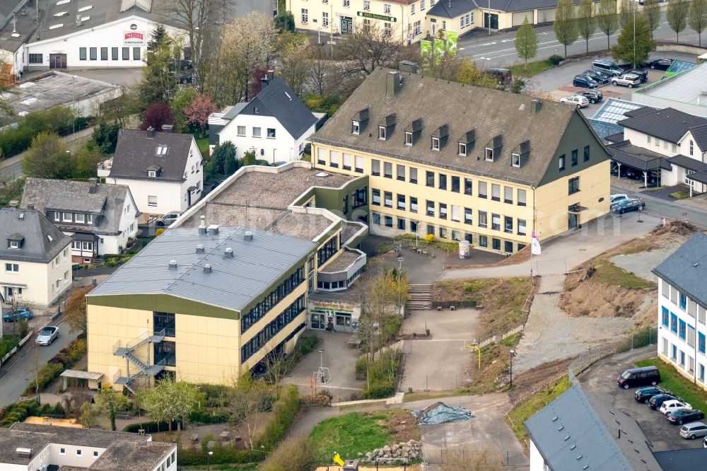 Meschede from the bird's eye view: School building of the St. Walburga-Schule An Klocken Kapelle in Meschede in the state North Rhine-Westphalia