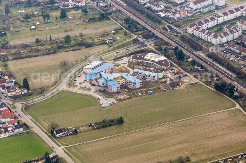 Aerial image Karlsruhe - School building of the Walddorfschule Parzival-Schulzentrum in the district Hagsfeld in Karlsruhe in the state Baden-Wuerttemberg, Germany