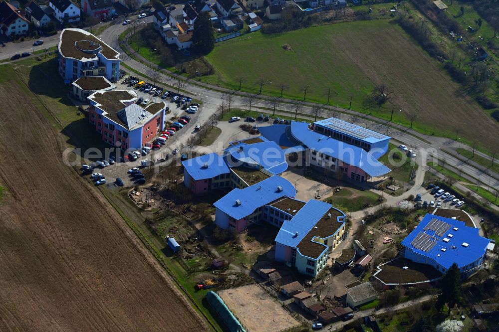 Aerial image Karlsruhe - School building of the Walddorfschule Parzival-Schulzentrum in the district Hagsfeld in Karlsruhe in the state Baden-Wuerttemberg, Germany