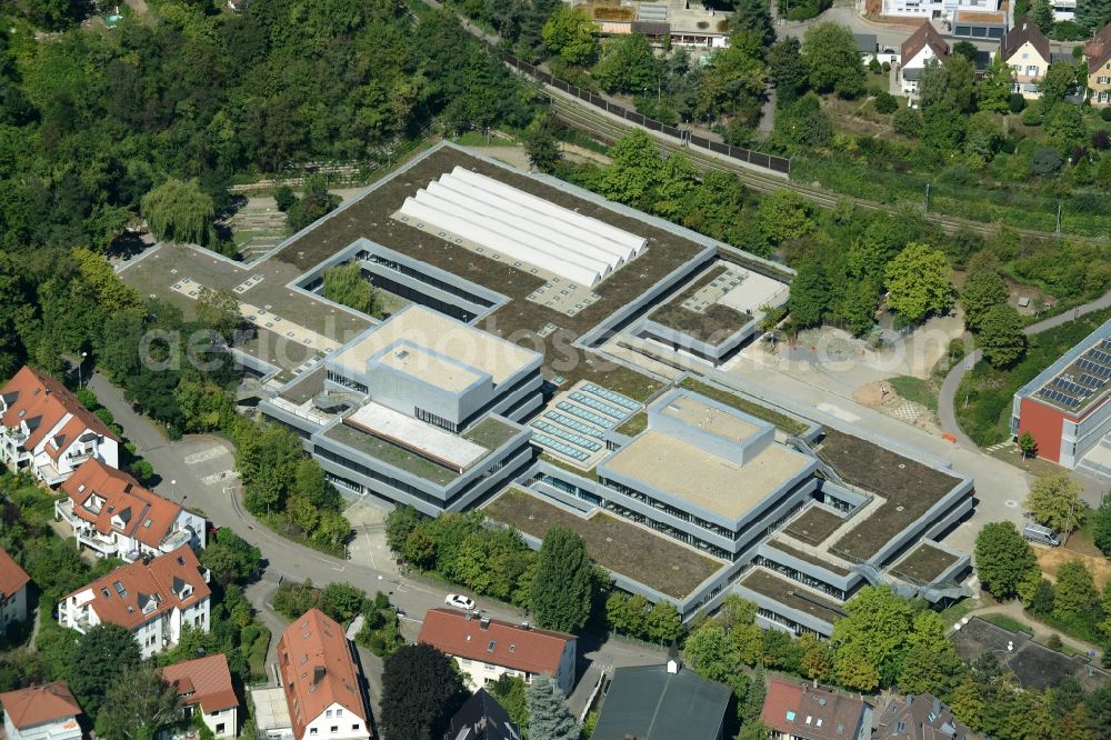 Aerial photograph Stuttgart - School building of the Werner-Siemens-Schule on Heilbronner Strasse in Stuttgart in the state Baden-Wuerttemberg