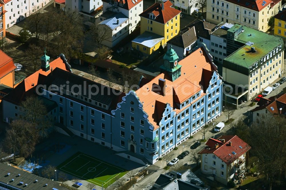 Aerial photograph Kempten (Allgäu) - School building of the Wittelsbacherschule in Kempten (Allgaeu) in the state Bavaria, Germany