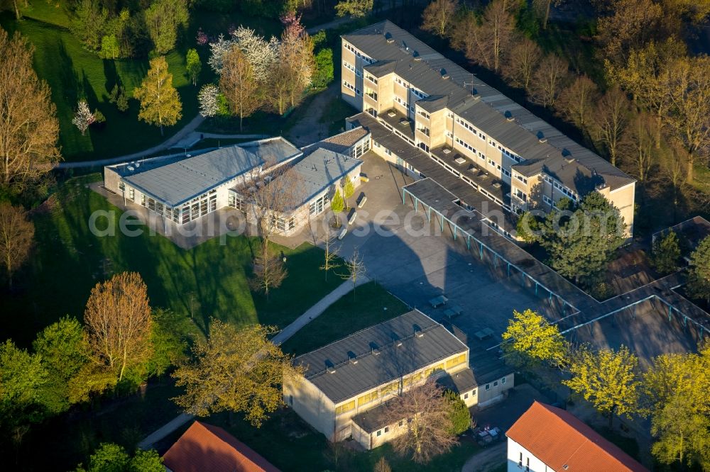 Hamm from above - Premises of former Parkschule school - now Anne-Frank-Schule - in Hamm in the state of North Rhine-Westphalia