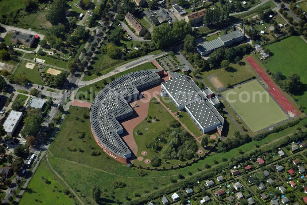 Aerial image Ahrensfelde - School grounds and buildings of the Barnim high school at Ahrensfelder highway in Ahrensfelde in the state Brandenburg