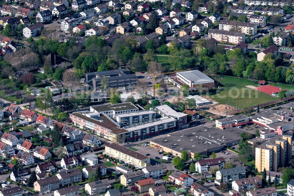 Emmendingen from the bird's eye view: School grounds and buildings of the Fritz-Boehle-Grund and Werkrealschule in Emmendingen in the state Baden-Wuerttemberg, Germany