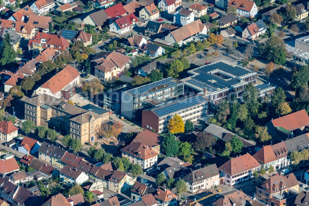 Kenzingen from the bird's eye view: School grounds and buildings of the Grandschule and Gymnasium in Kenzingen in the state Baden-Wurttemberg, Germany