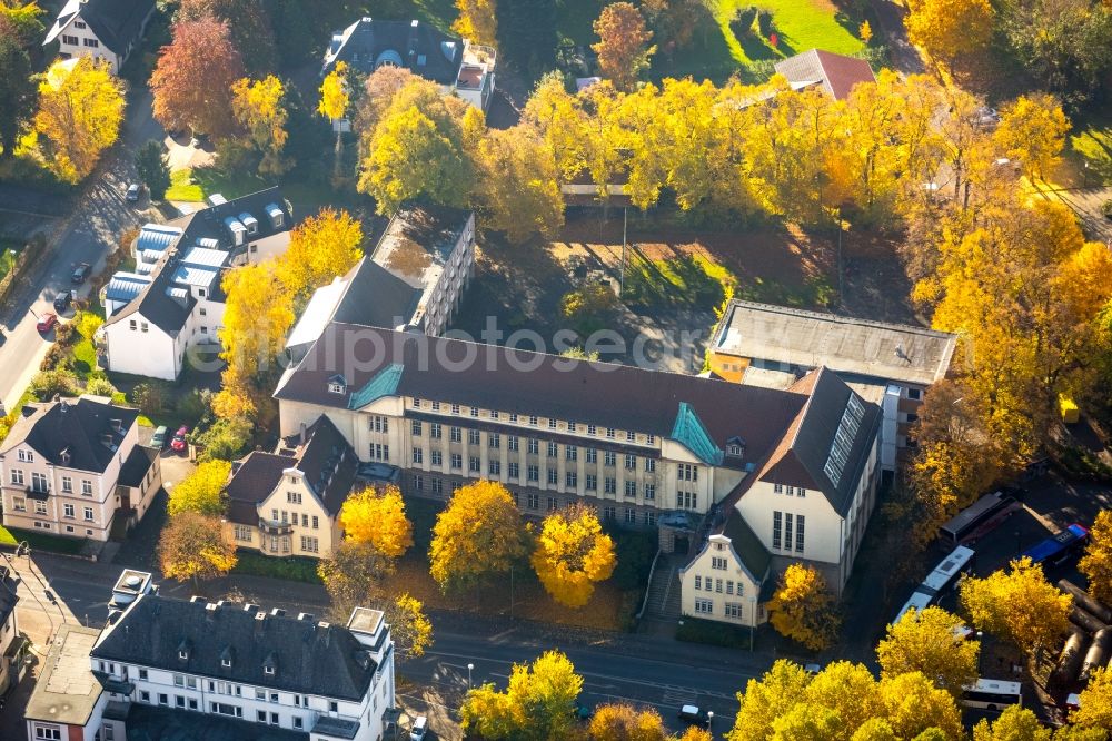 Neheim from above - School grounds and buildings of the school Realschule in Neheim in the state of North Rhine-Westphalia