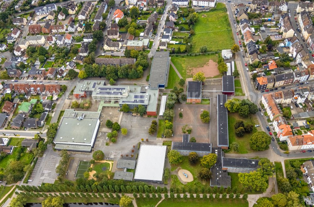 Hamm from the bird's eye view: Premises of the Maerkisches Gymnasium school on Friedrich-Ebert-Park in Hamm in the state of North Rhine-Westphalia