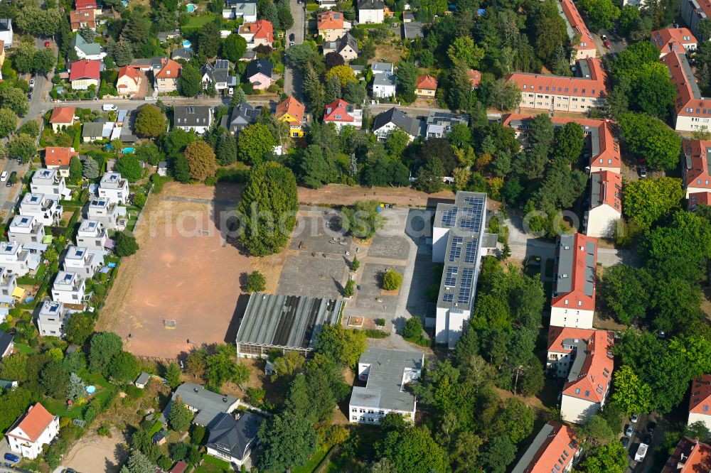 Aerial image Berlin - School building and sports field Merian-Oberschule on street Mittelheide in the district Koepenick in Berlin, Germany