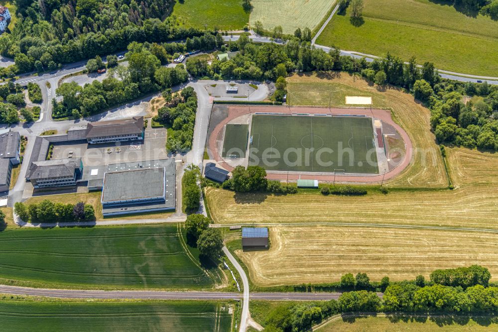 Balve from the bird's eye view: School building and sports field Staedtische Realschule Balve on street Am Krumpaul in Balve in the state North Rhine-Westphalia, Germany