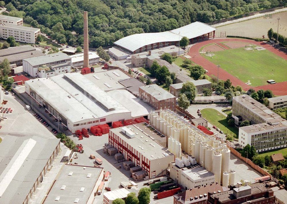 Berlin - Hohenschönhausen from the bird's eye view: Schultheiß-Brauerei in Berlin- Hohenschönhausen.