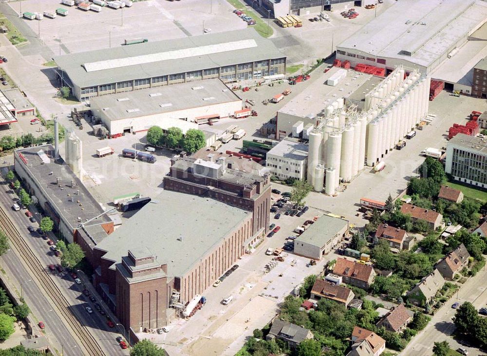 Aerial photograph Berlin-Hohenschönhausen - Schultheiss-Brauerei in der Indira-Gandhi-Straße 66-69 in 13053 Berlin.