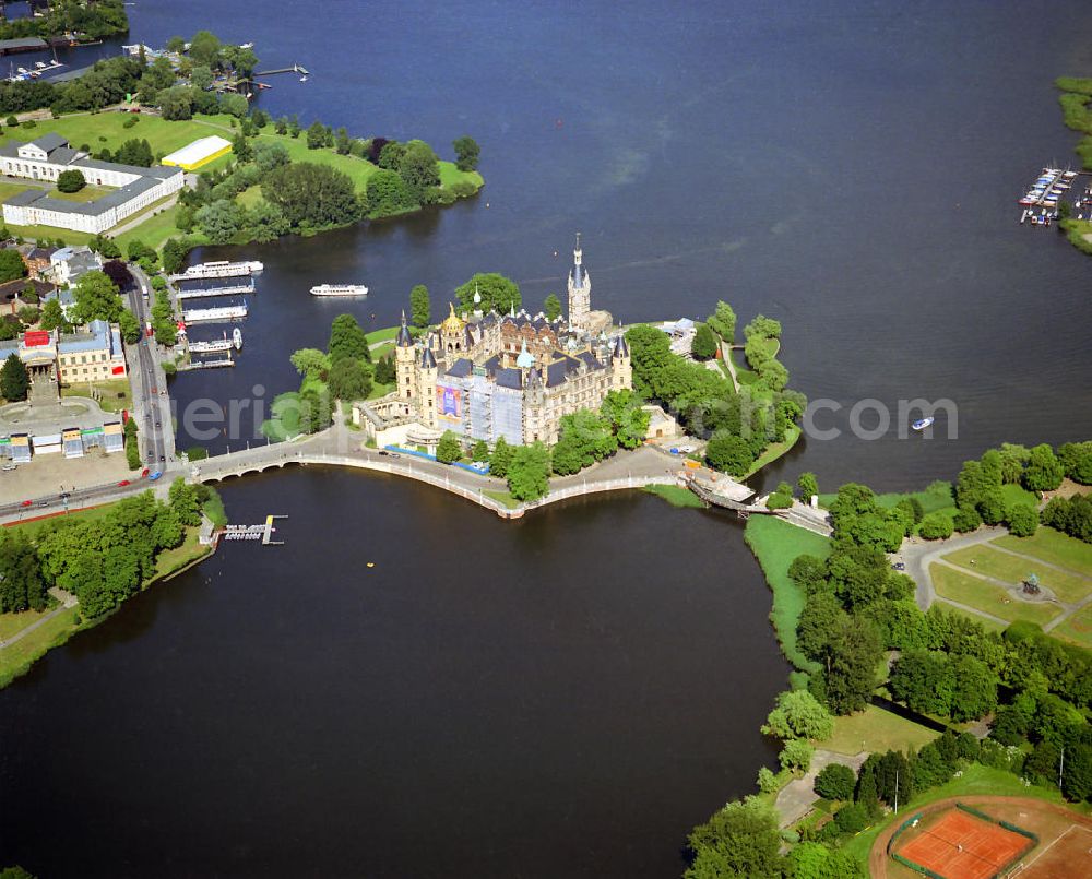 Schwerin from the bird's eye view: The Schwerin Castle is on Castle Island in the city center of Schwerin. It is the seat of the state parliament of Mecklenburg-Vorpommern