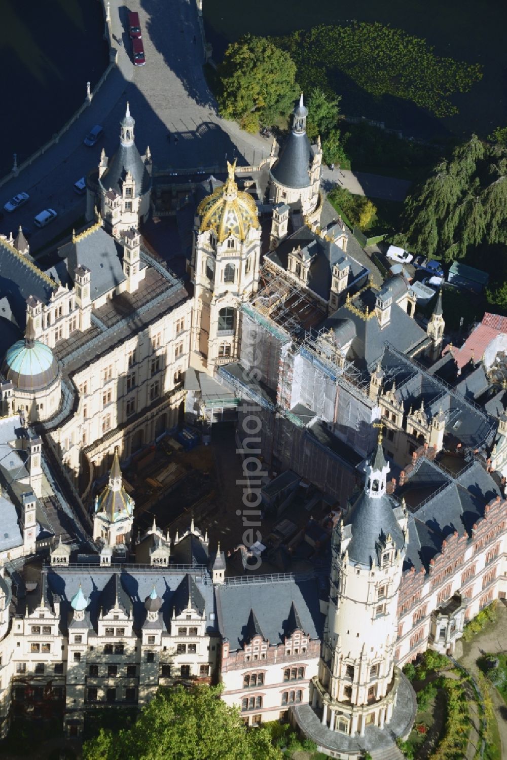 Schwerin from the bird's eye view: Schwerin Castle in the state capital of Mecklenburg-Western Pomerania