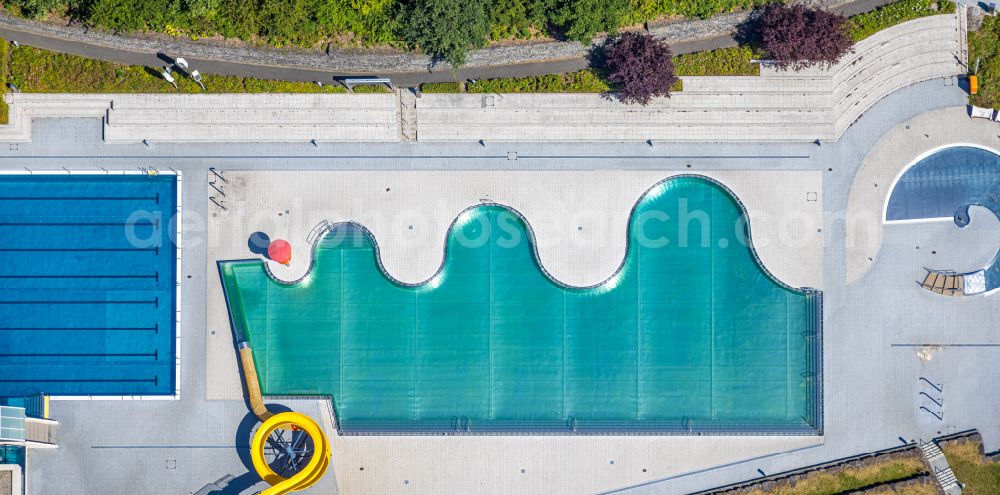 Aerial image Witten - Swimming pool of the of Freibad Annen on Herdecker Street in Witten at Ruhrgebiet in the state North Rhine-Westphalia, Germany