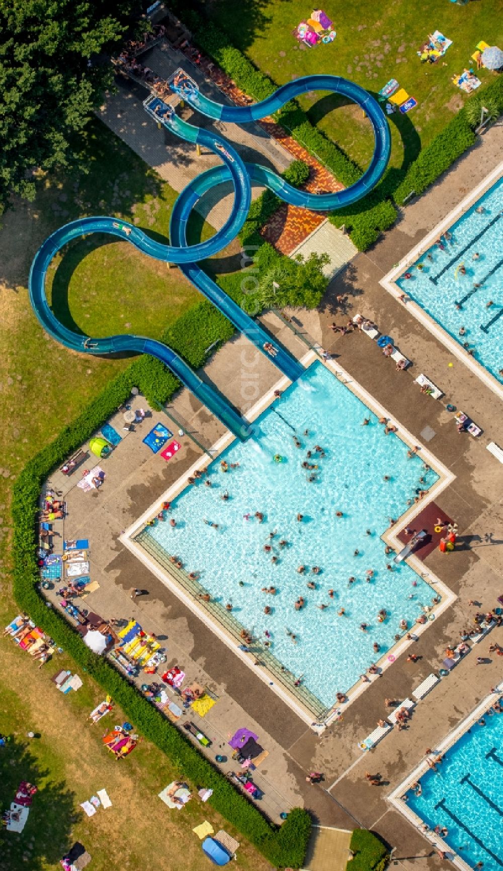 Aerial image Hamm - Swimming pools at the swimming pool of the leisure facility Freibad Sued in Hamm in the state North Rhine-Westphalia