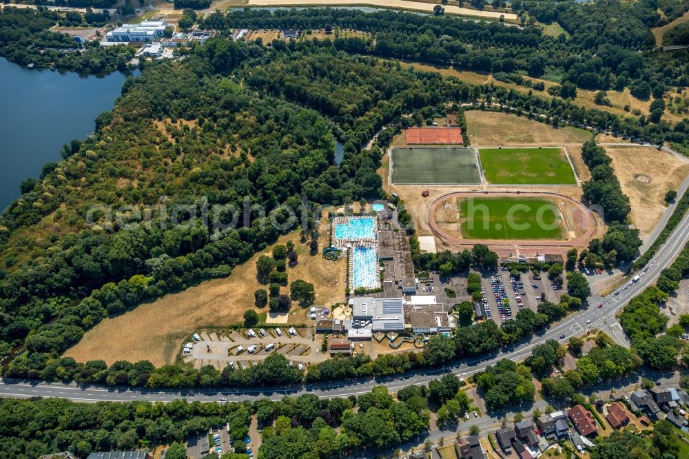 Haltern am See from above - Swimming pool of the Aquarell on Hullerner Strasse in Haltern am See in the state North Rhine-Westphalia, Germany