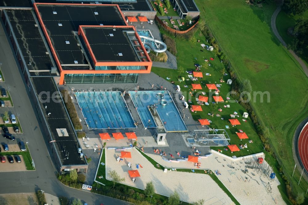 Aerial image Aurich - Swimming pool of the De Baalje Am Ellernfeld in Aurich in the state Lower Saxony