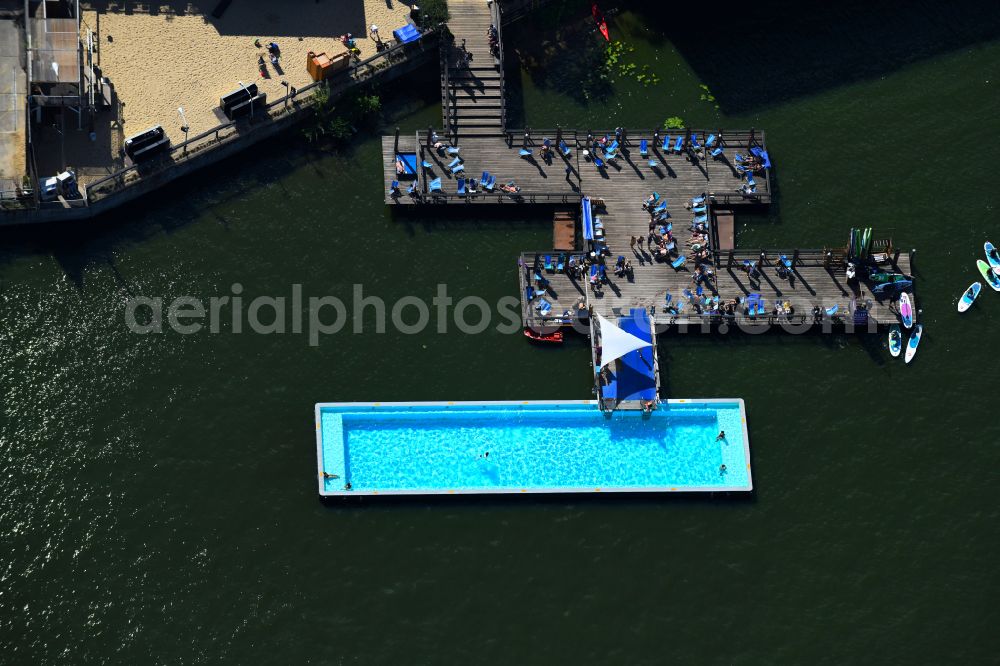 Berlin from the bird's eye view: Swimming pool of the Badeschiff on river Spree on Eichenstrasse in the district Treptow in Berlin, Germany