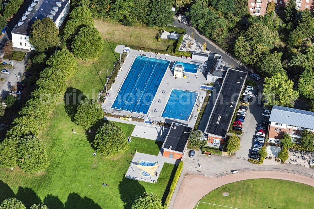 Münster from above - Swimming pool of the Coburg in Muenster in the state North Rhine-Westphalia, Germany