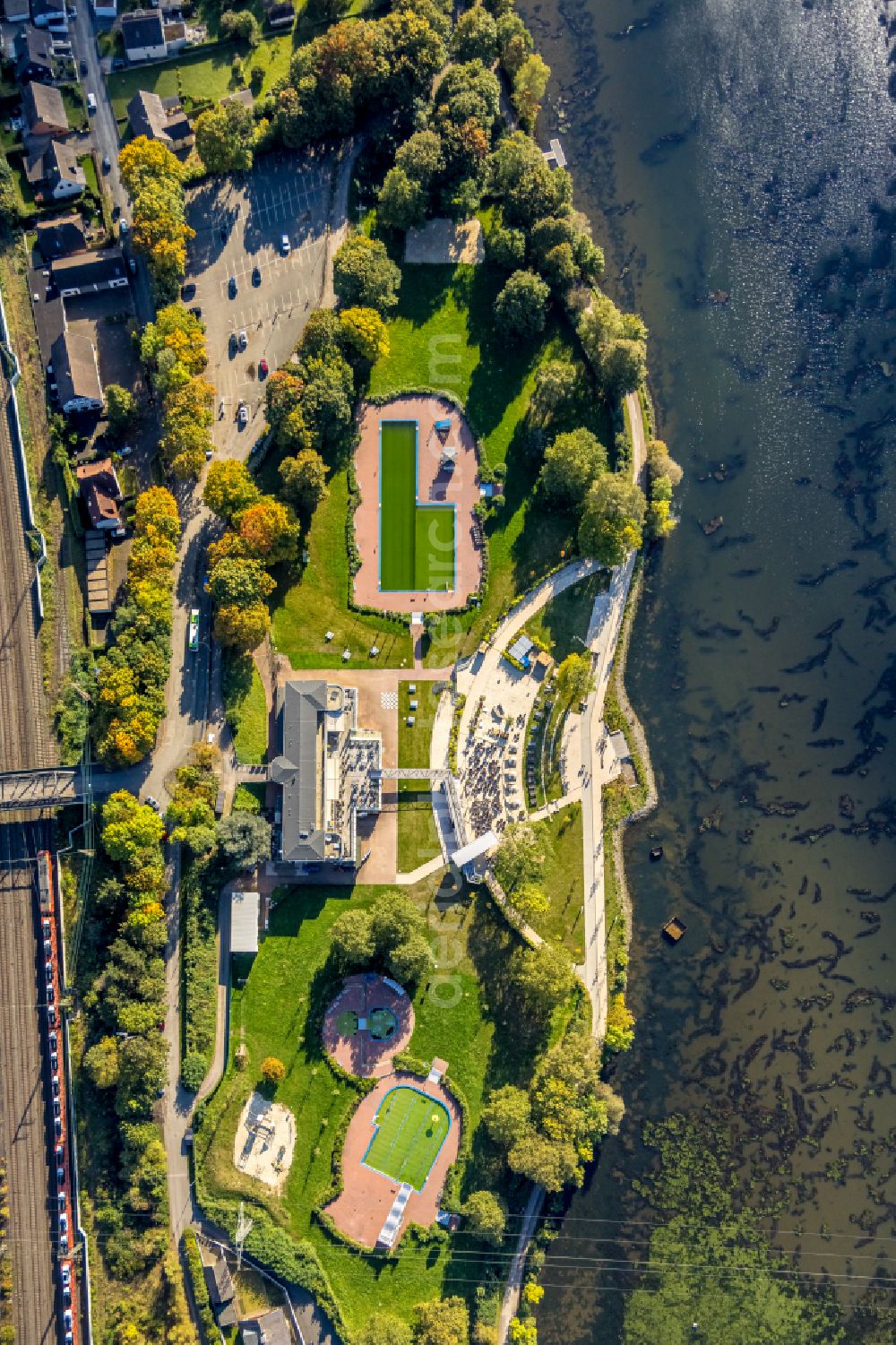 Aerial image Hagen - Swimming pool of the - Familienbad on Seestrasse in the district Hengstey in Hagen in the state North Rhine-Westphalia, Germany