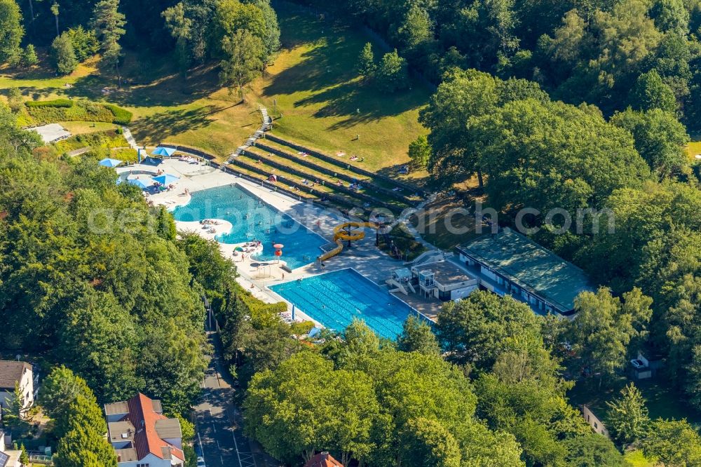 Witten from the bird's eye view: Swimming pool of the of Freibad Annen on Herdecker Street in Witten in the state North Rhine-Westphalia, Germany