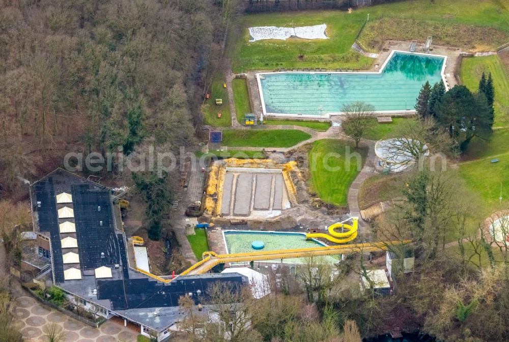 Aerial image Holzwickede - Swimming pool of the Freibad Schoene Floete on Steinbruchstrasse in Holzwickede in the state North Rhine-Westphalia, Germany