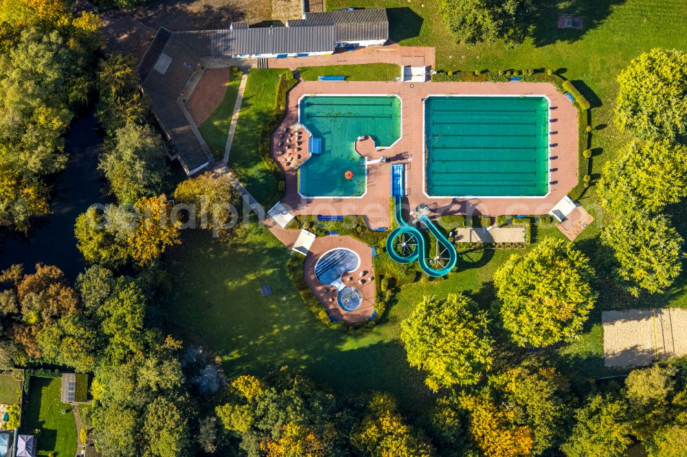 Selm from the bird's eye view: Swimming pool of the Freibad Selm in Selm in the state North Rhine-Westphalia, Germany