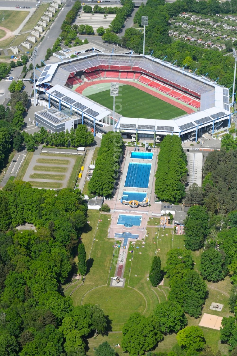 Nürnberg from above - Swimming pool of the Freibad Stadion on Hans-Kalb-Strasse in Nuremberg in the state Bavaria, Germany