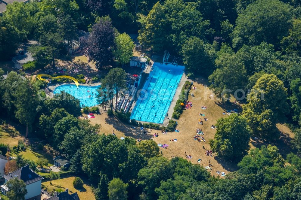 Aerial image Hattingen - Swimming pool of the Freibad Welper on Marxstrasse in Hattingen in the state North Rhine-Westphalia, Germany