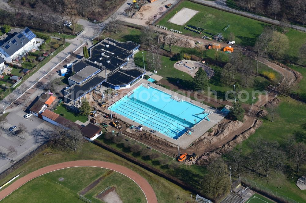 Aerial photograph Schopfheim - Swimming pool of the Freizeitbad Schopfheim in Schopfheim in the state Baden-Wurttemberg, Germany