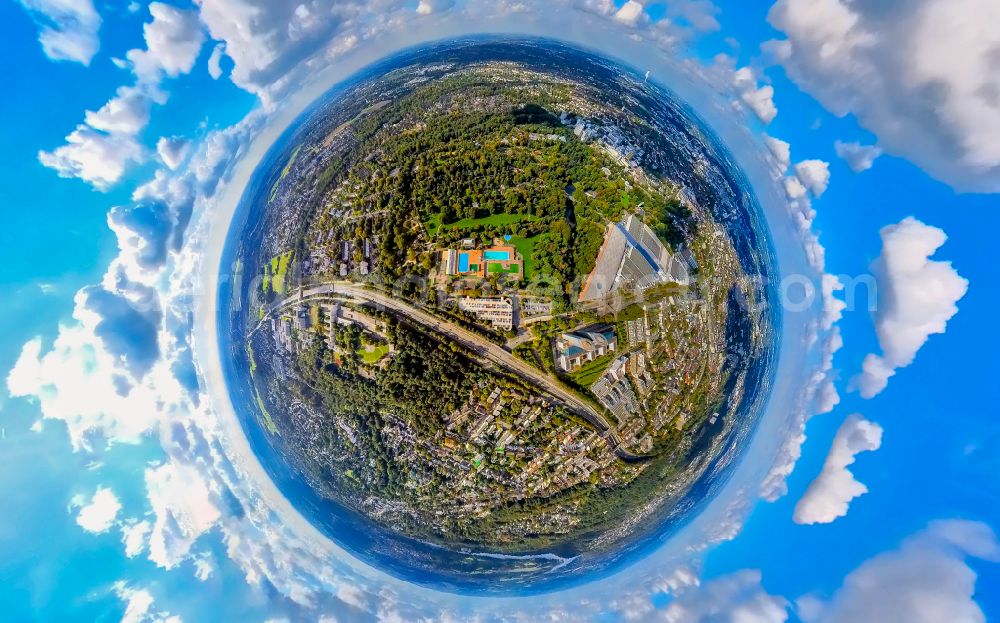 Essen from above - Swimming pool of the Grugabad in Essen in the state North Rhine-Westphalia