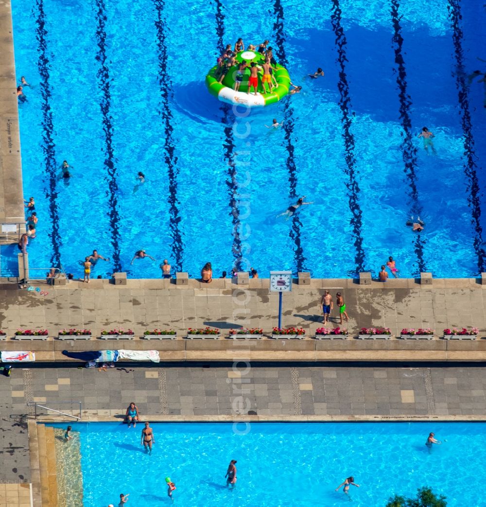 Aerial photograph Meschede - Swimming pool in Meschede in the state North Rhine-Westphalia