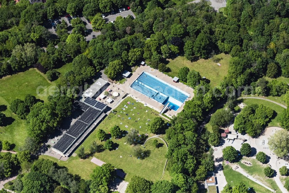 Stuttgart from above - Swimming pool of the Hoehenfreibad Killesberg in Stuttgart in the state Baden-Wuerttemberg, Germany