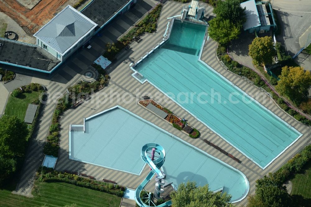 Aerial photograph Lohr am Main - Swimming pool of the Jahnstrasse in Lohr am Main in the state Bavaria