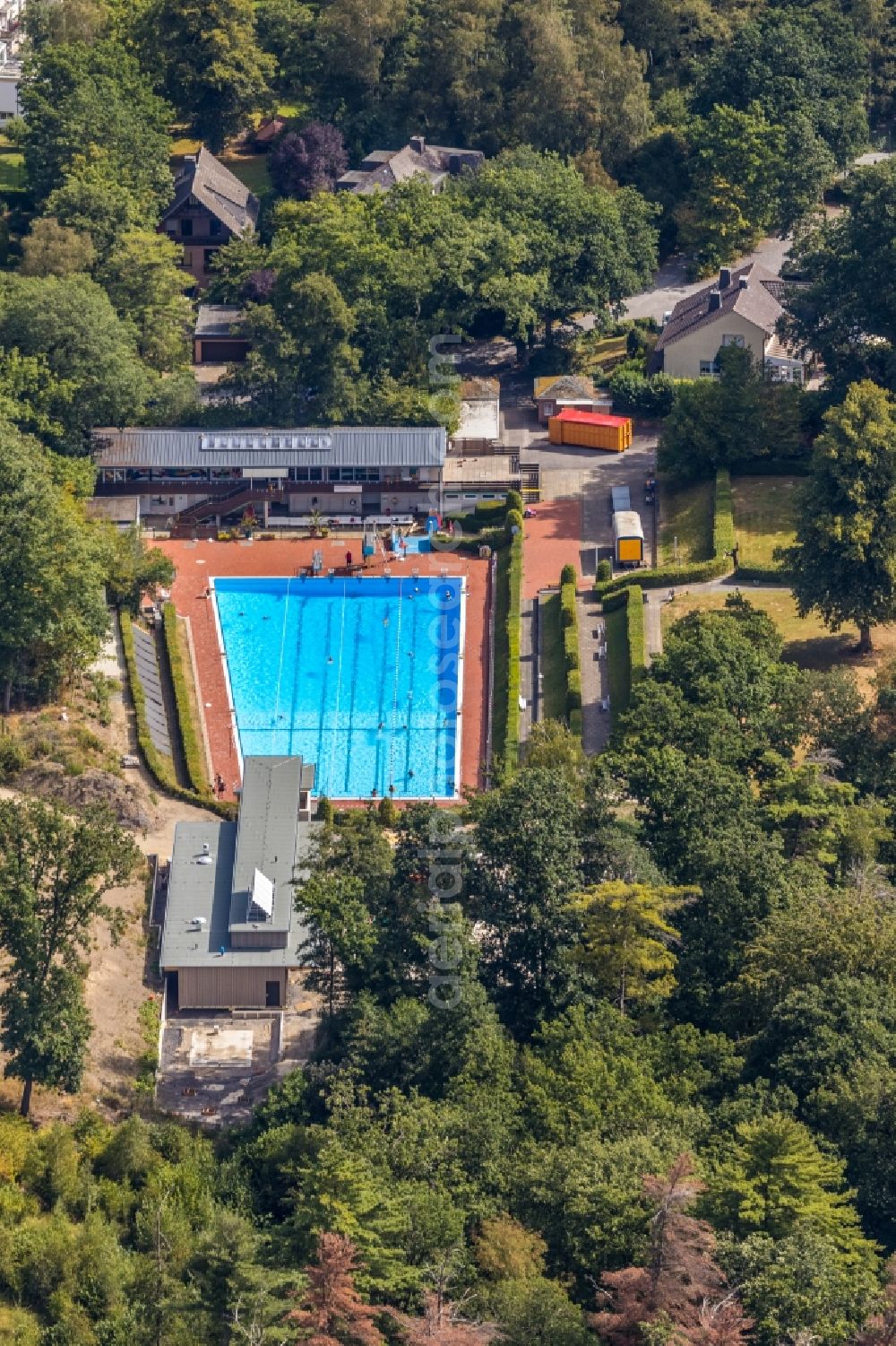 Aerial photograph Menden (Sauerland) - Swimming pool of the Leitmecke in Menden (Sauerland) in the state North Rhine-Westphalia