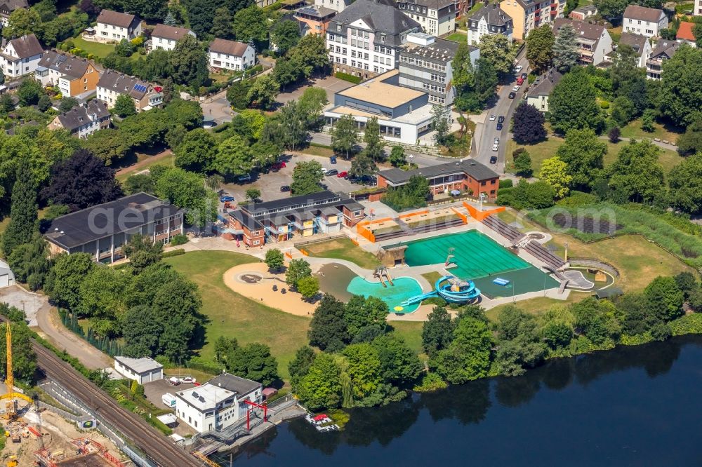 Aerial photograph Wetter (Ruhr) - Swimming pool of the Natur Freibad Wetter (Ruhr) on Gustav-Vorsteher-Strasse on Ufer of Harkortsee in Wetter (Ruhr) in the state North Rhine-Westphalia, Germany