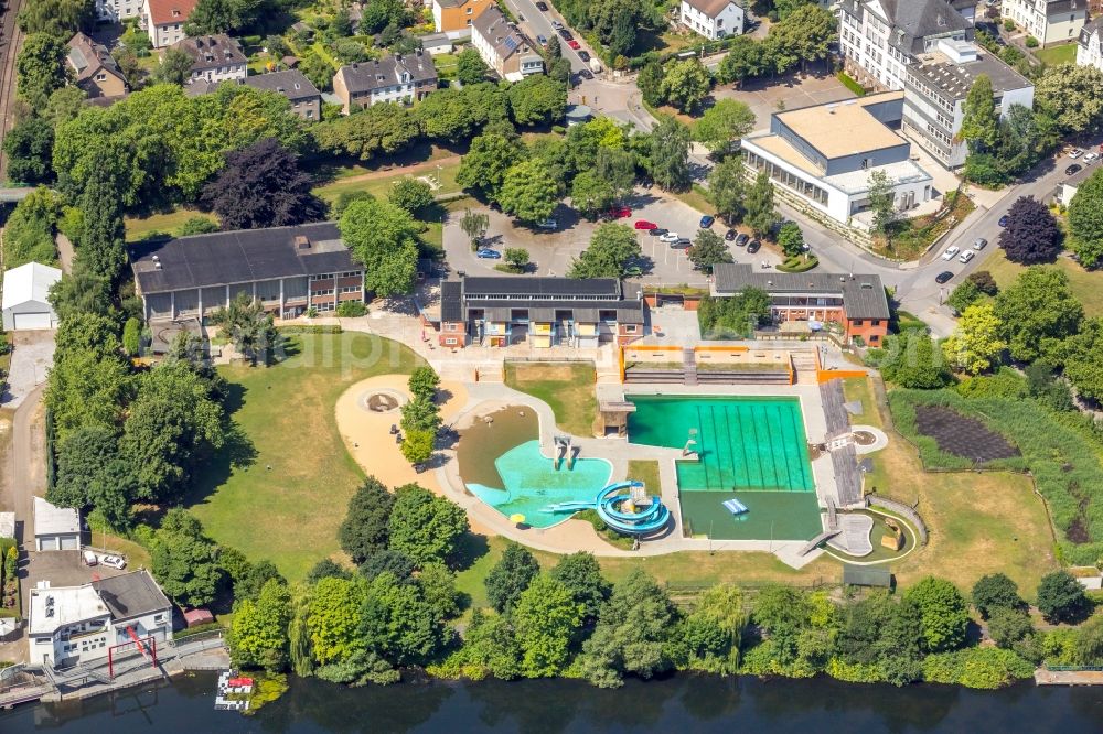 Wetter (Ruhr) from the bird's eye view: Swimming pool of the Natur Freibad Wetter (Ruhr) on Gustav-Vorsteher-Strasse on Ufer of Harkortsee in Wetter (Ruhr) in the state North Rhine-Westphalia, Germany