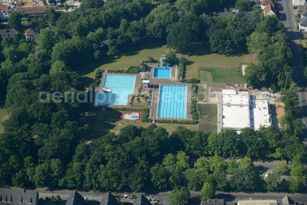 Aerial image Gütersloh - Swimming pool of the Nordbad in Guetersloh in the state North Rhine-Westphalia