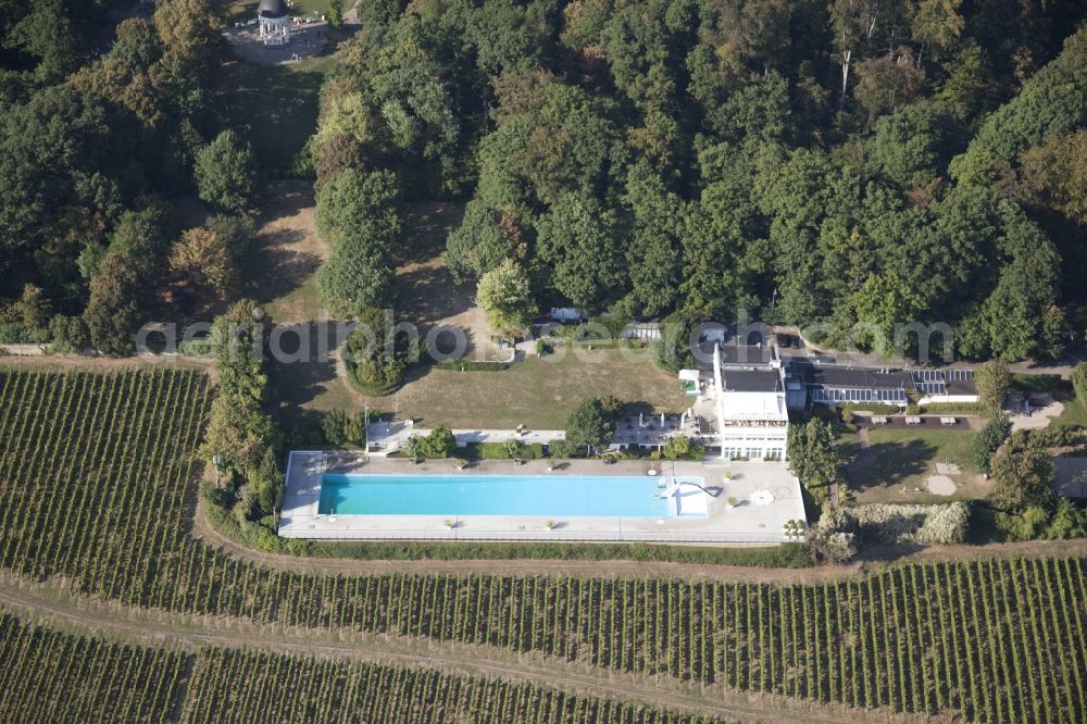 Wiesbaden from above - Swimming pool of the Opelbad in Wiesbaden in the state Hesse