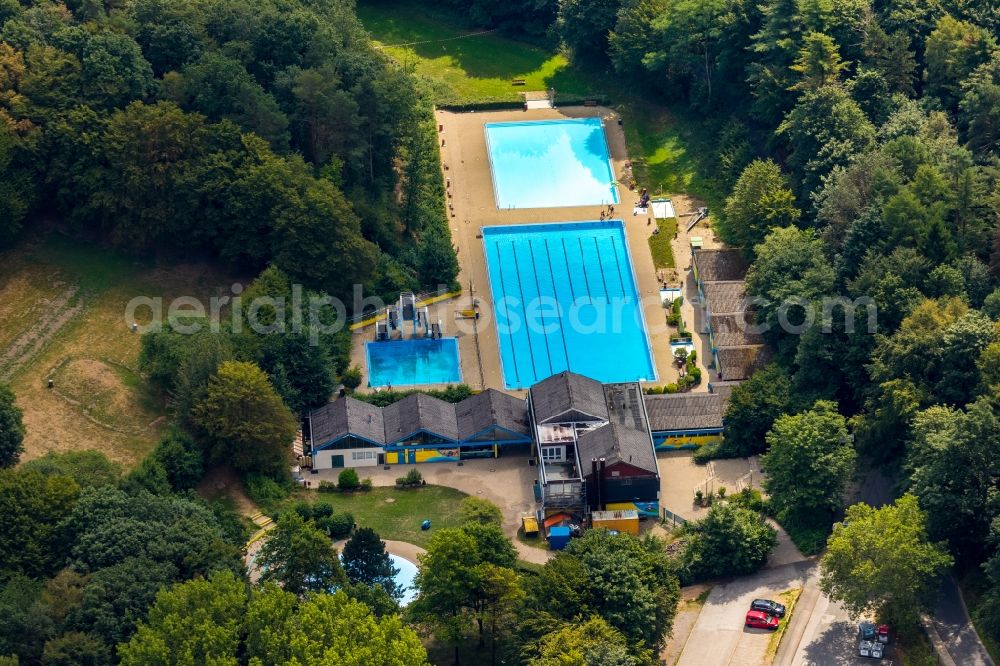 Aerial image Schwelm - Swimming pool of the Schwelmer Freibad (Schwelmebad) on Schwelmestrasse in Schwelm in the state North Rhine-Westphalia, Germany