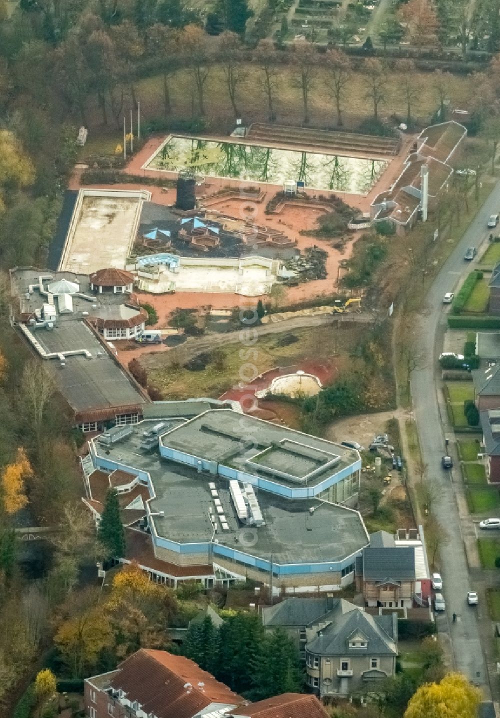 Werne from the bird's eye view: Swimming pool of the Solebad casa medici in the district Ruhr Metropolitan Area in Werne in the state North Rhine-Westphalia