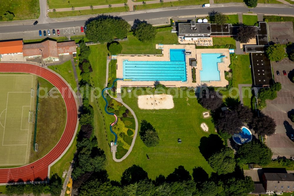 Haltern am See from above - Swimming pool of the Sythen e.V. in Haltern am See in the state North Rhine-Westphalia