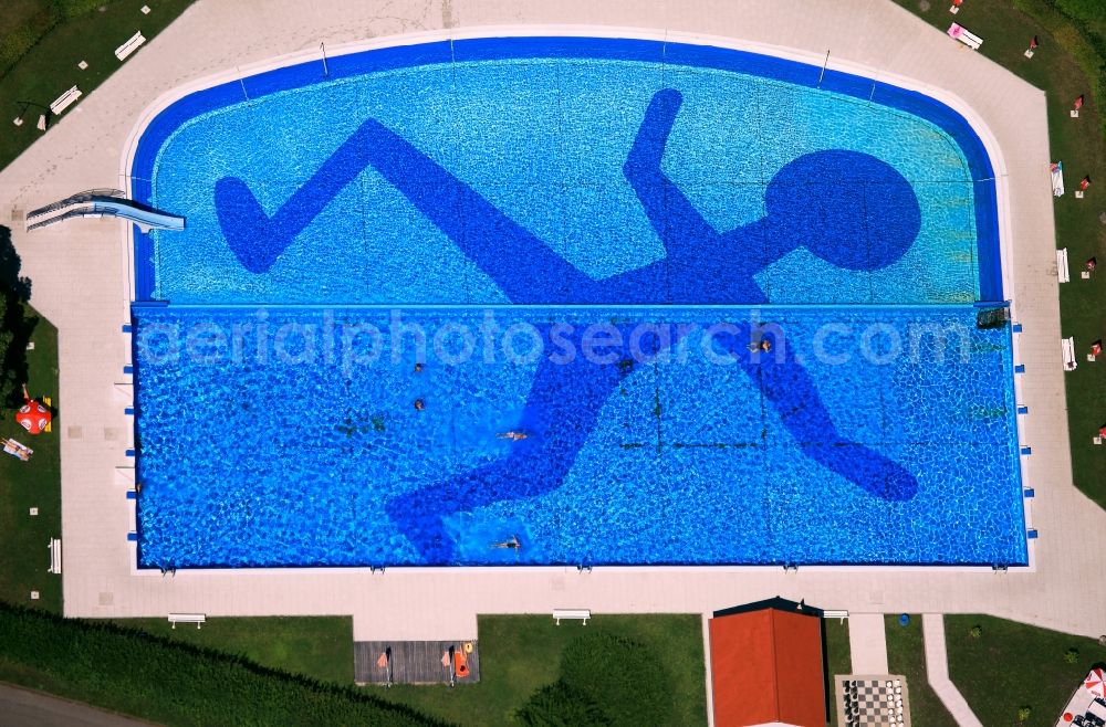 Aerial photograph Waldshut-Tiengen - Swimming pool at the bank of river Rhine in Waldshut-Tiengen in the state Baden-Wuerttemberg, Germany