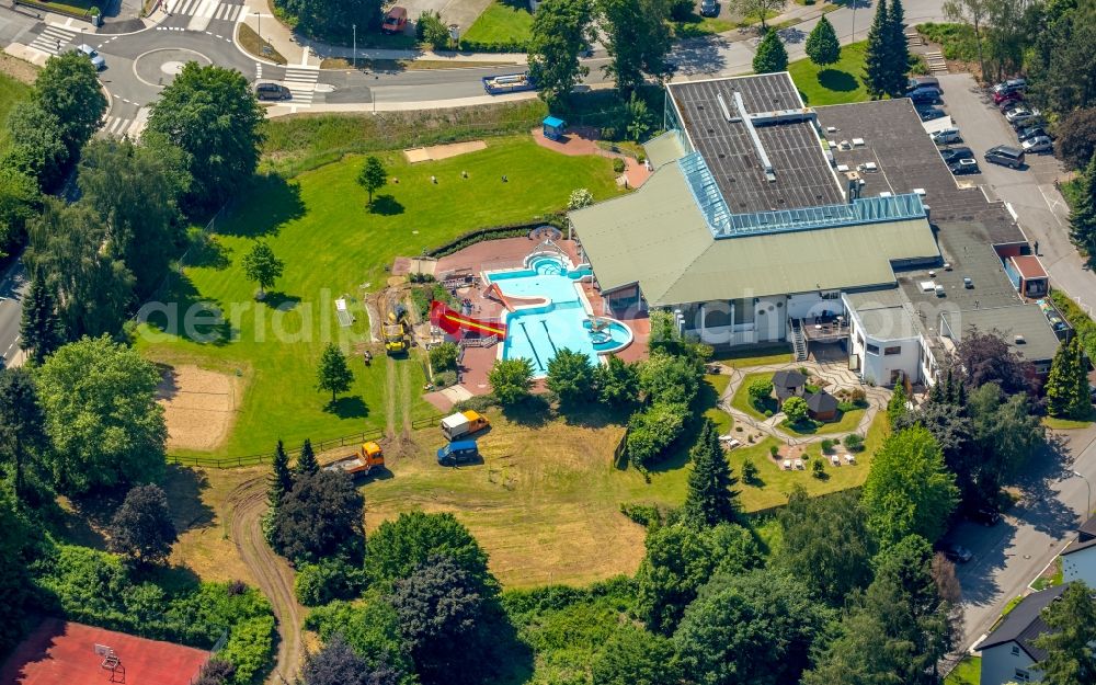 Aerial photograph Warstein - Swimming pool of the in Warstein in the state North Rhine-Westphalia